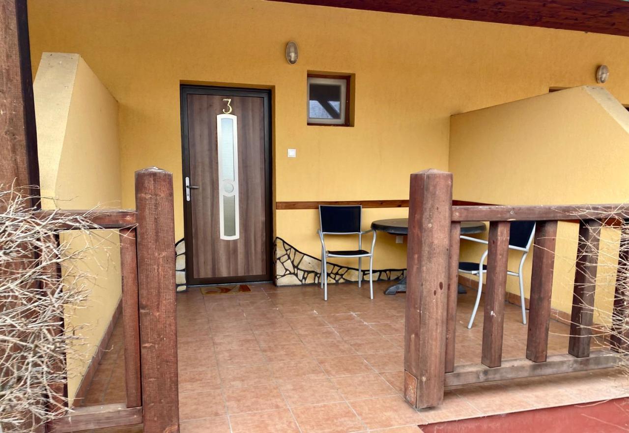 Ligetalja Termal Hotel Peneszlek Zewnętrze zdjęcie