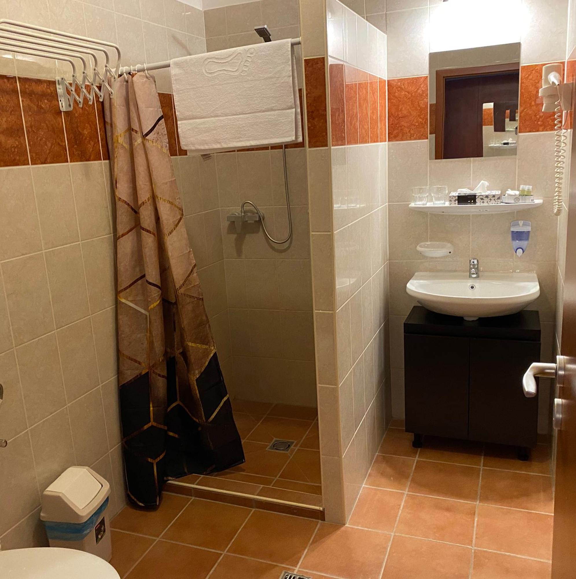 Ligetalja Termal Hotel Peneszlek Zewnętrze zdjęcie