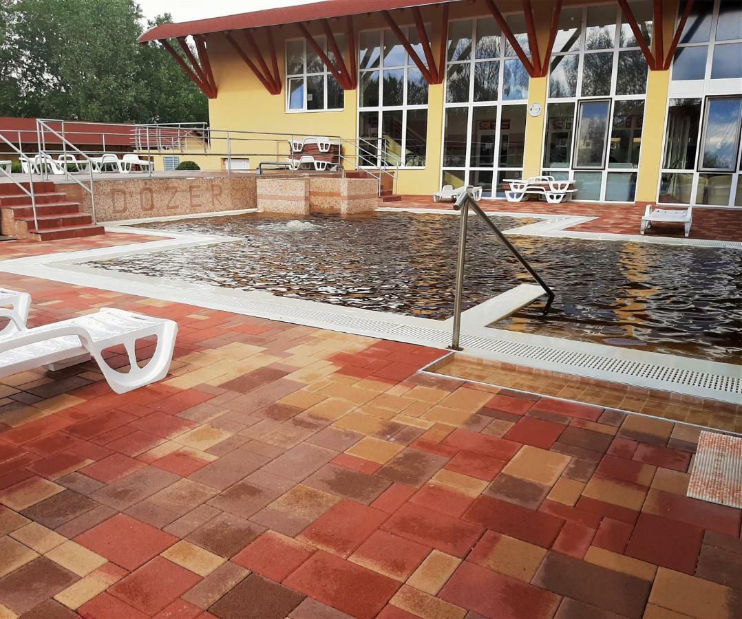 Ligetalja Termal Hotel Peneszlek Zewnętrze zdjęcie