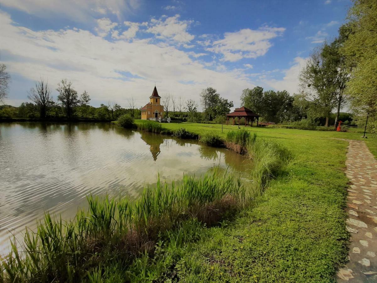 Ligetalja Termal Hotel Peneszlek Zewnętrze zdjęcie