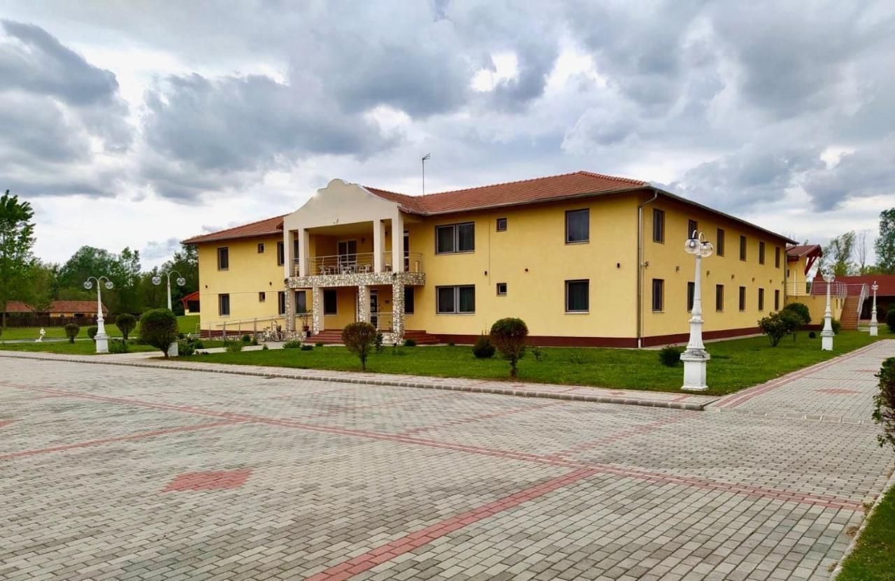 Ligetalja Termal Hotel Peneszlek Zewnętrze zdjęcie